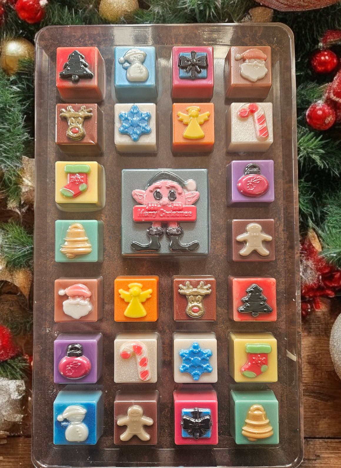 wax melt advent calendar count down to Christmas 25 days of amazing scents, each one invidualy hand decorated