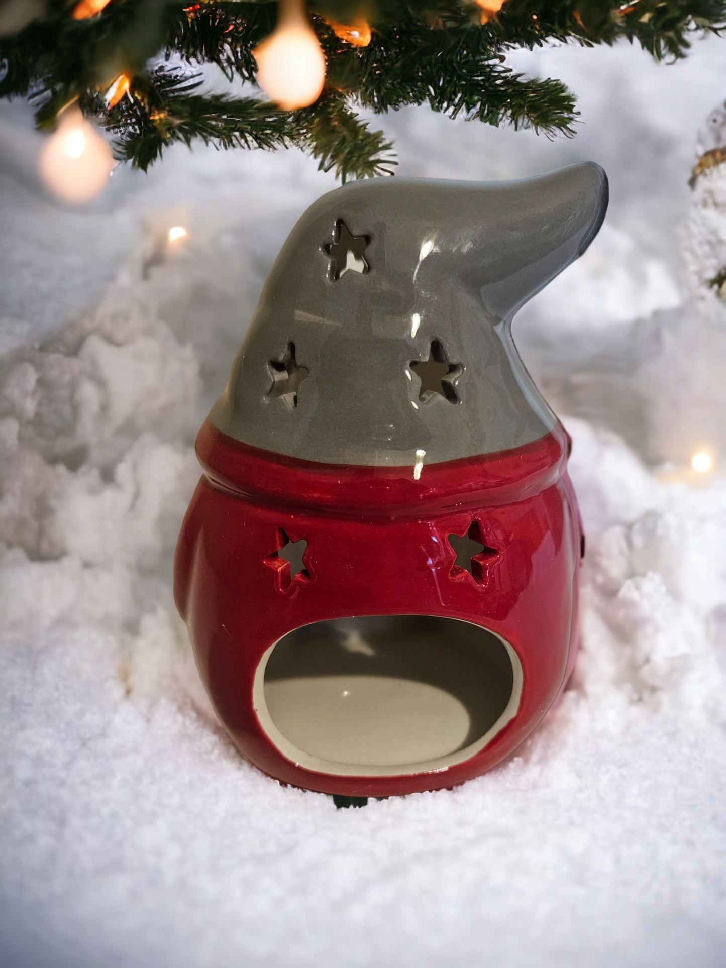 This amazingly red and grey gonk could be used all year round and looks great as just an ornament