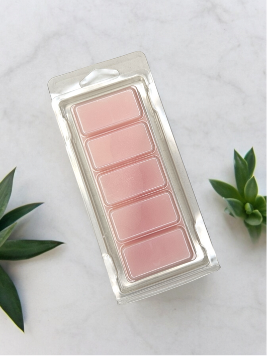 Our Classic wax melt snap bar is an elegant perfumed aroma