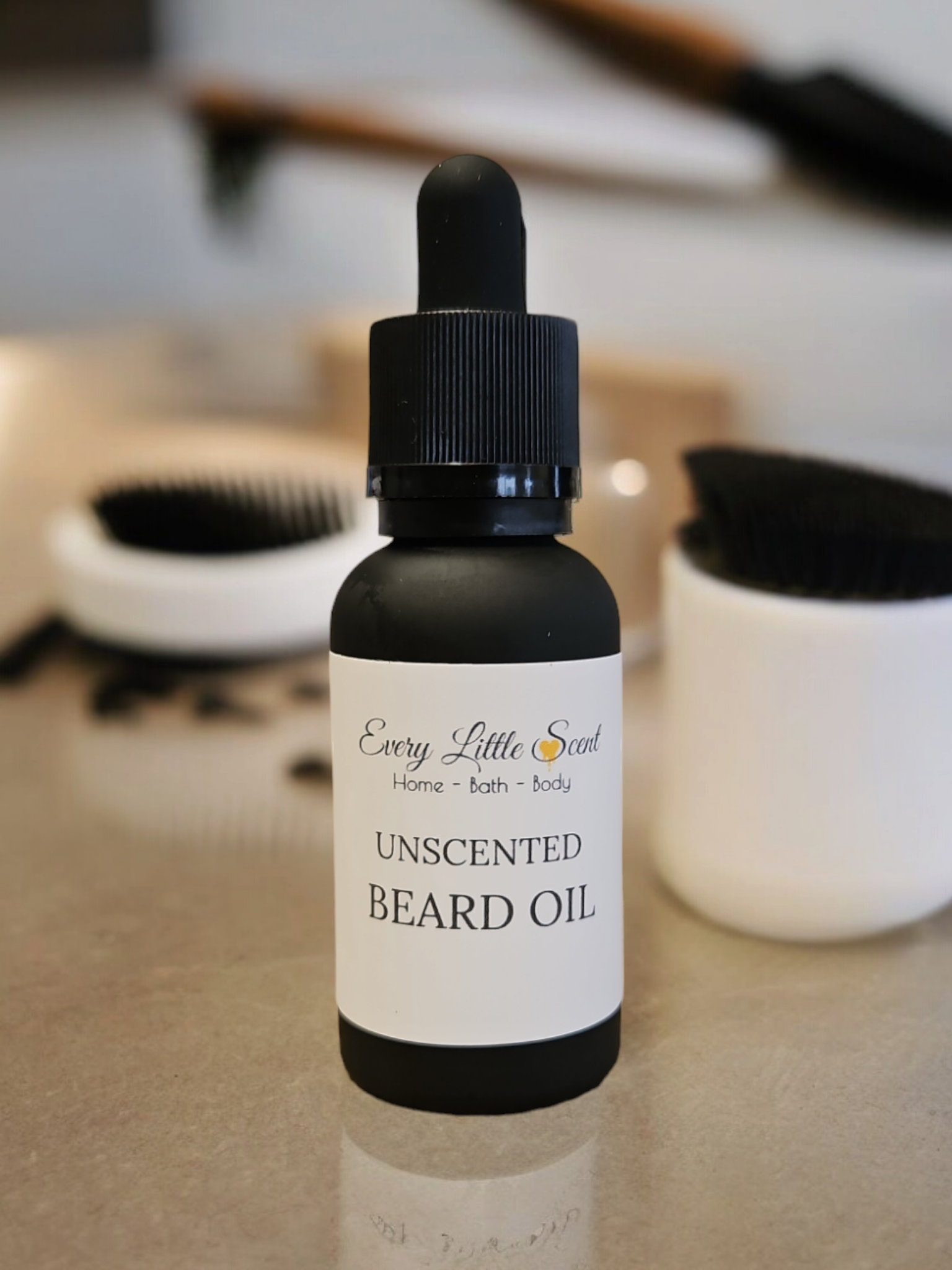 Un-fragranced conditioning and nourishing beard oil 30ml glass bottle with pipette £6.49