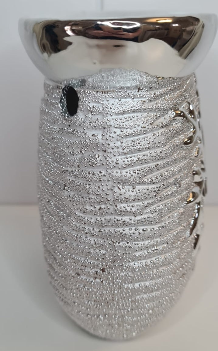 Showing the slimline design making it ideal for smaler places