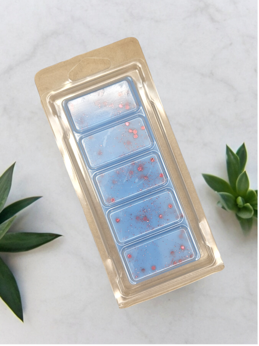 Our Spring Awakening wax melt snap bar is simular in scent to the laundry beads. Enjoy this amazing fragrance around your home for only £2.49 