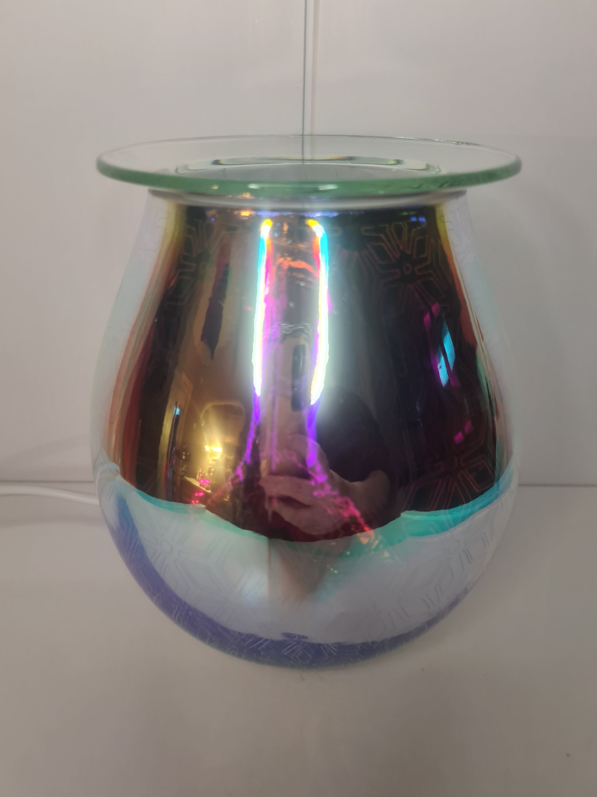 A view of the geometric flower warmer showing it unlit